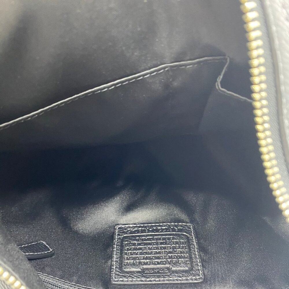 COACH M Size Black Leather Crossbody Bag - Picture 8 of 10